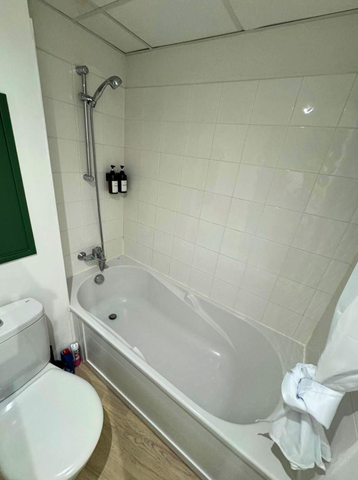 Oasis - Wifi, Clim, Vue, Equipe * Lourdes